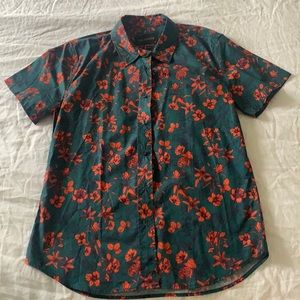 Wildfang ULTIMATE DITSY BLOSSOM SS BUTTON UP